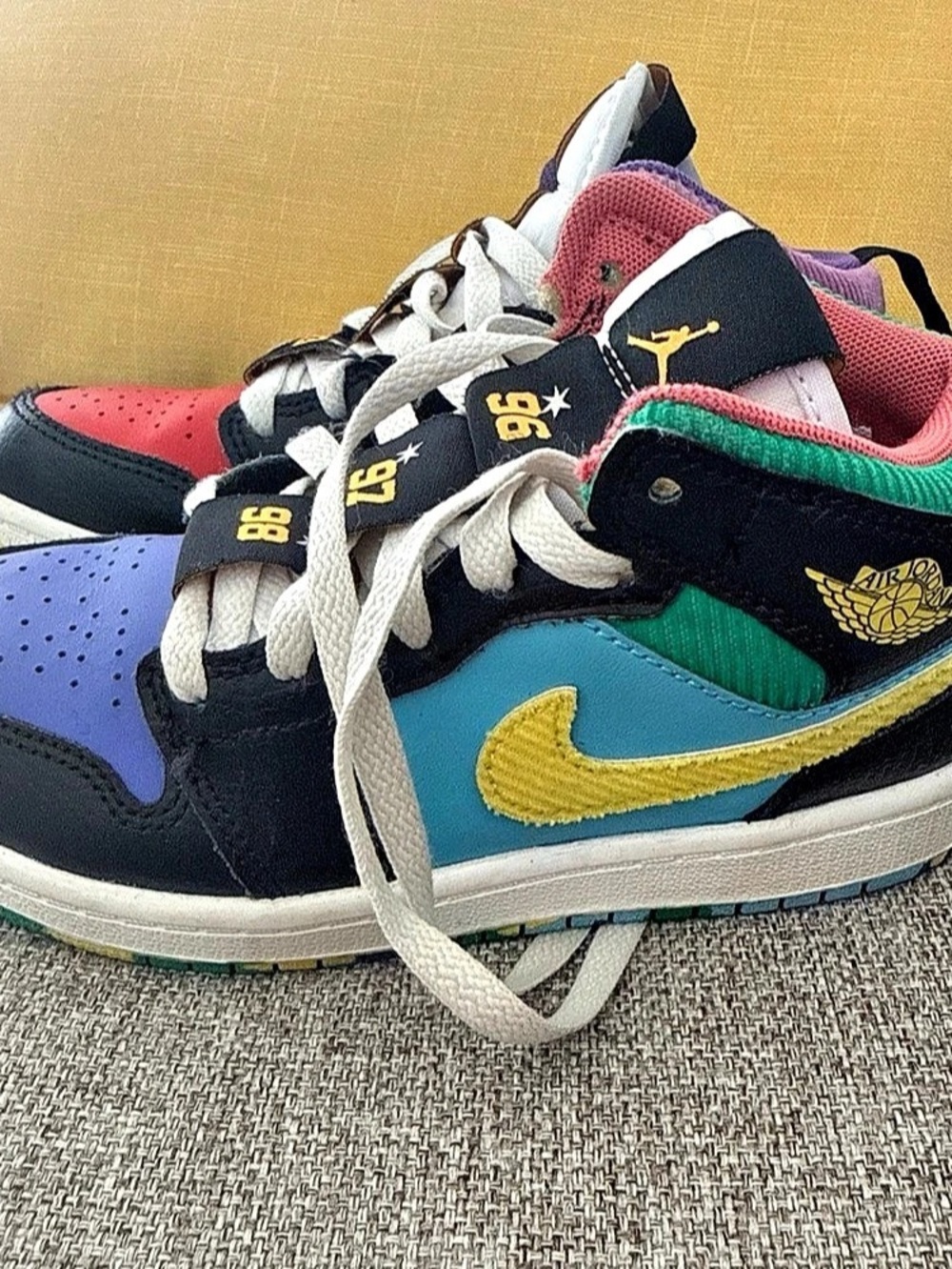 Jordan Air Jordan 1 Low SE Kids Sneakers US 1Y Multicolor